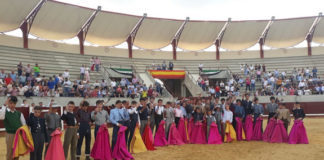 Los alumnos de Badajoz en el inicio de curso celebrado en Don Benito